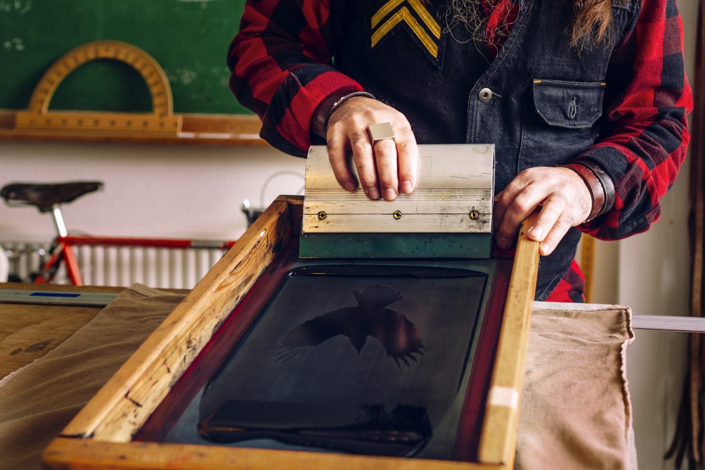 Screen Printing vs. DTG